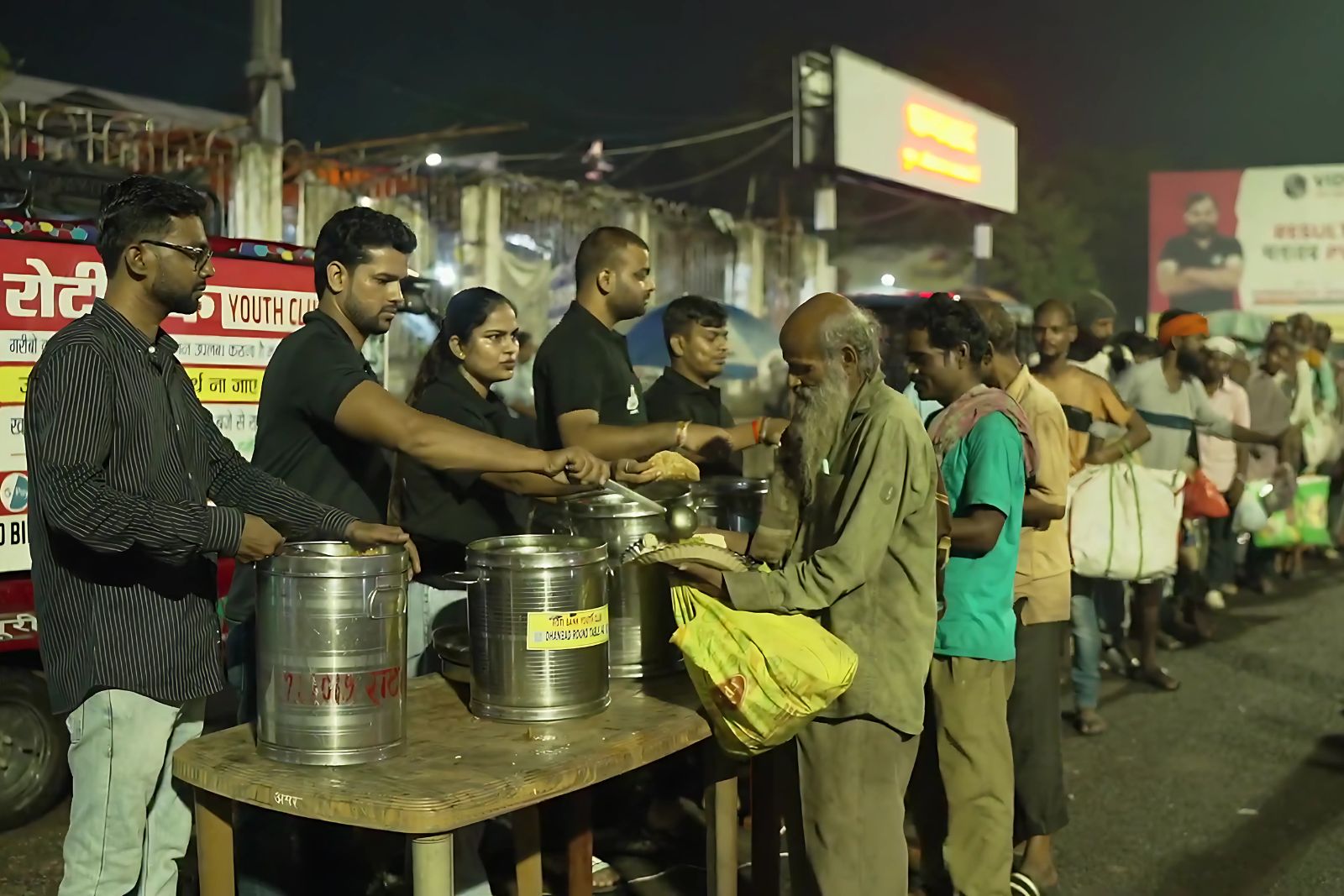Even Kidney Failure Couldn’t  Stop This Man From Serving 200+  People In Dhanbad