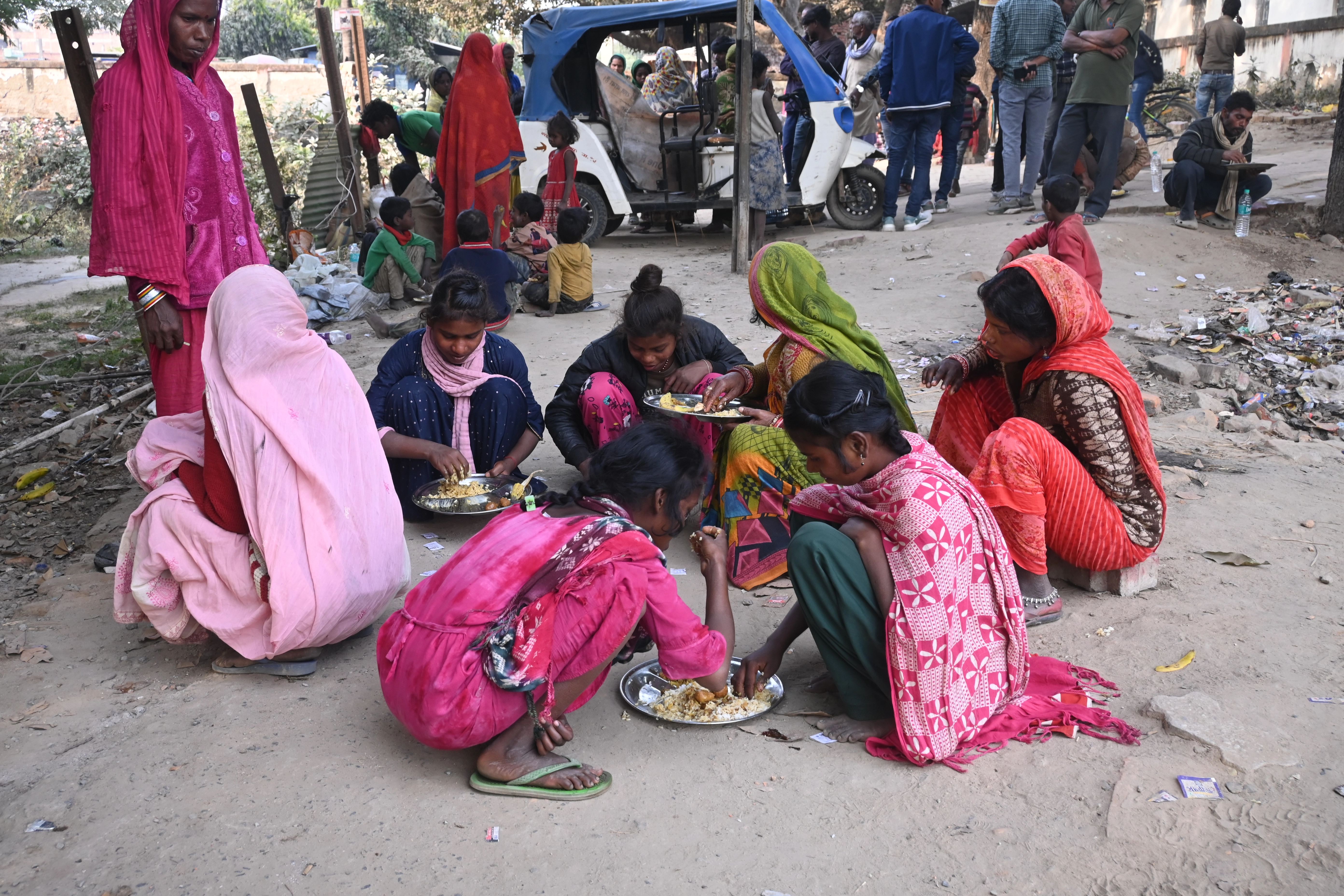 Help Manish Serve ₹1 Thalis to 200+ Hungry Souls Daily