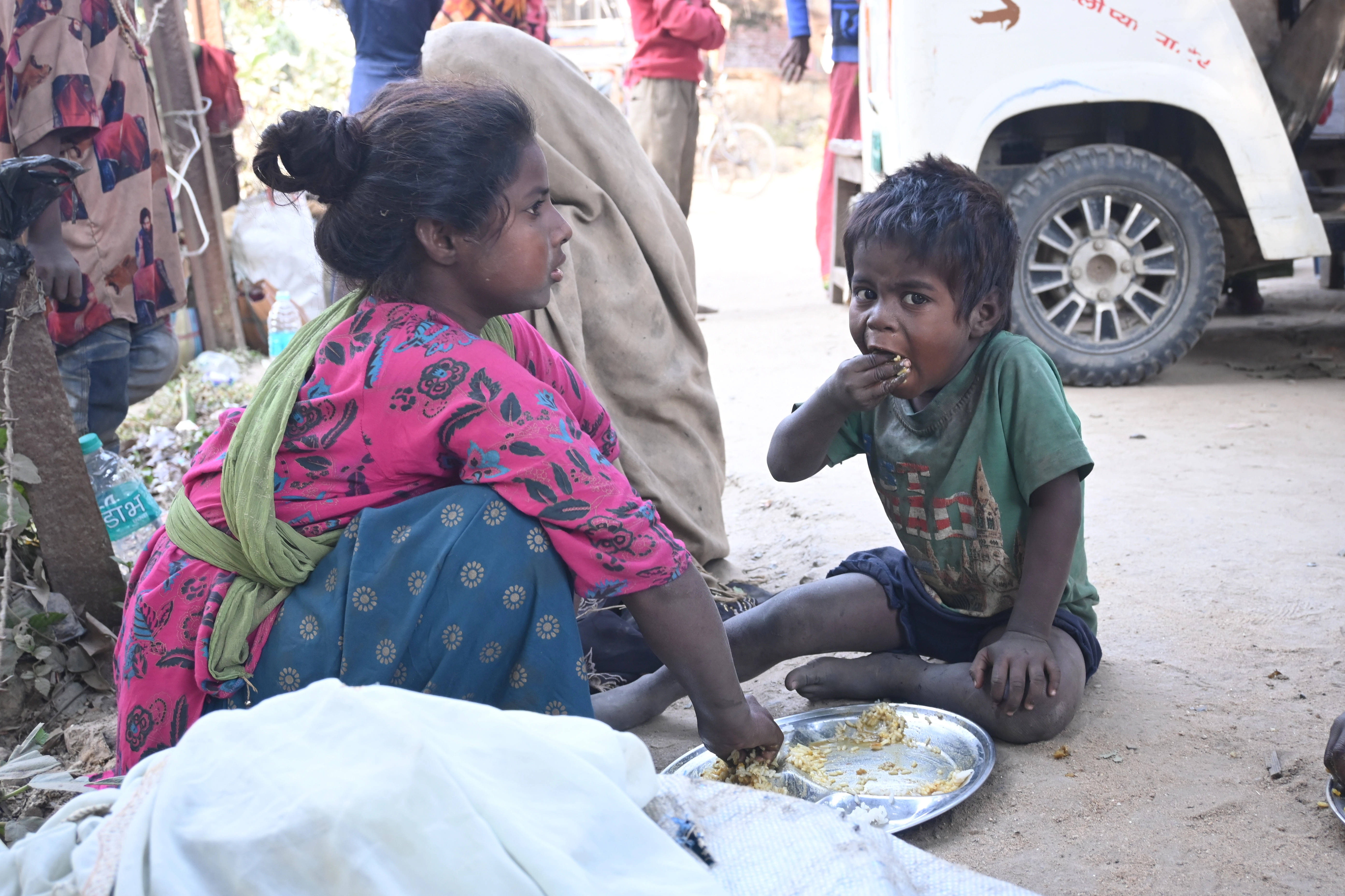 Help Manish Serve ₹1 Thalis to 200+ Hungry Souls Daily