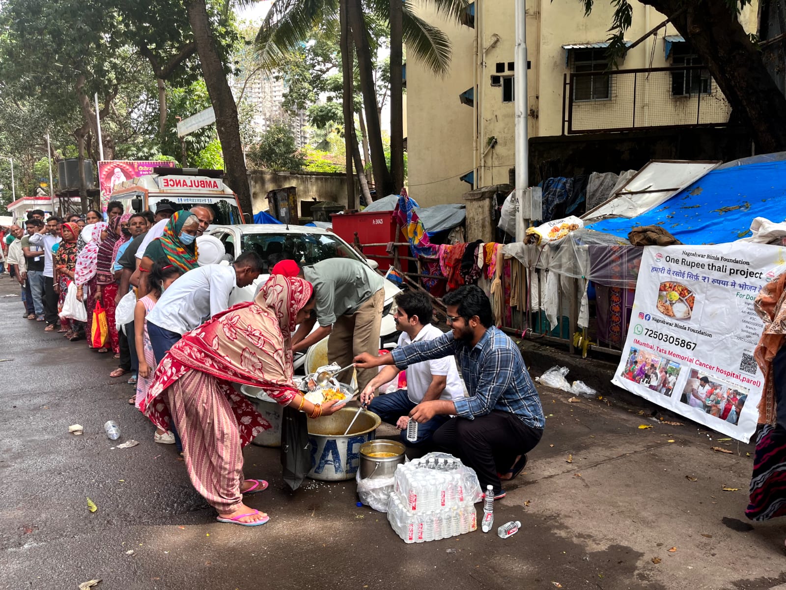 Help Feeding Cancer Patient's Attendants with Love